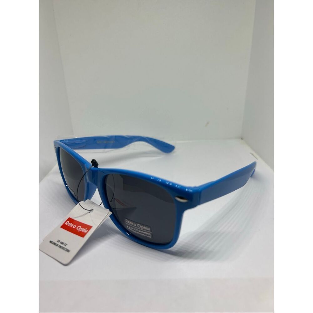 Retro Optix Blue Flex Fit Sunglasses UV400 Smoke Lens Lightweight